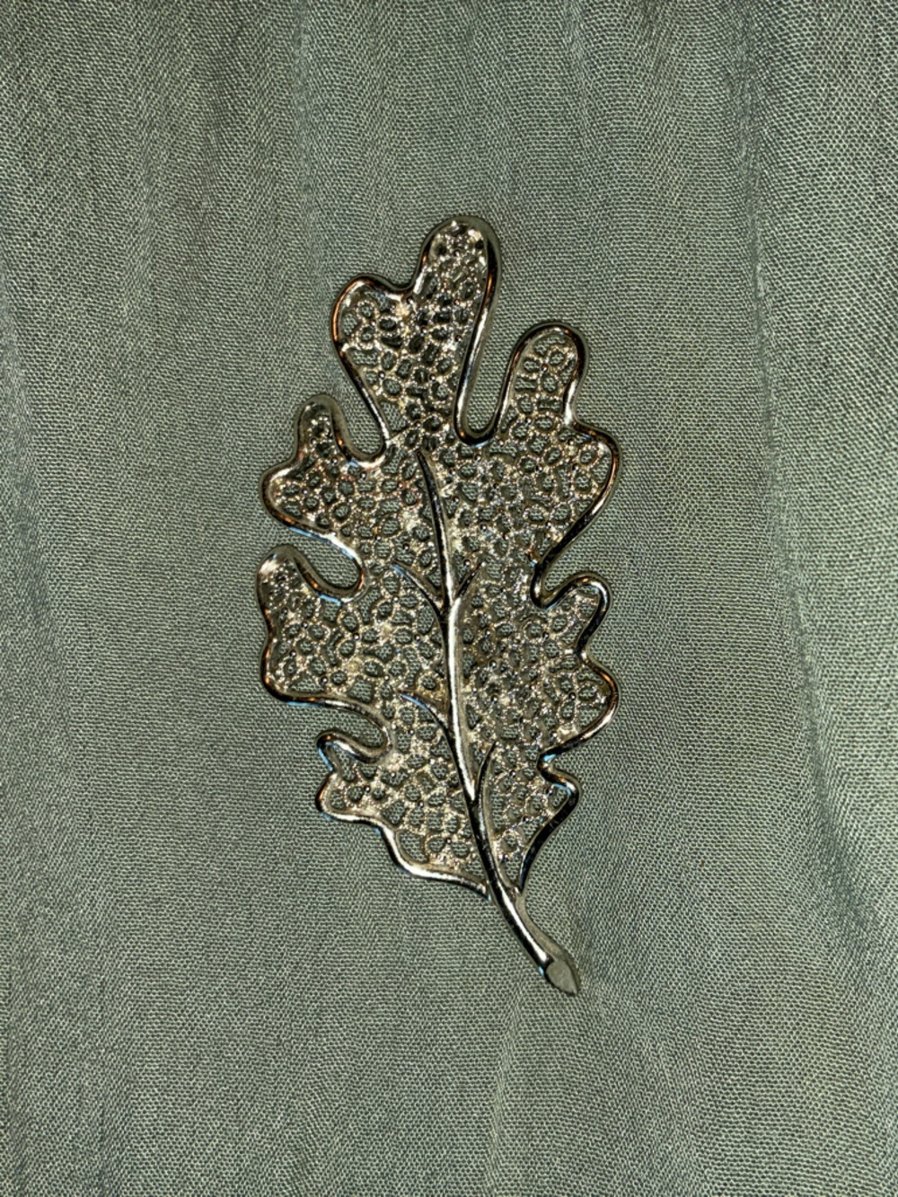 Vintage 1960’s Sarah Coventry Silver-Tone Leaf Brooch